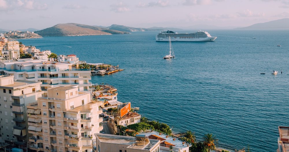 Sa i ka shtrenjtuar çmimet e apartamenteve në bregdet kërkesa nga të huajt
